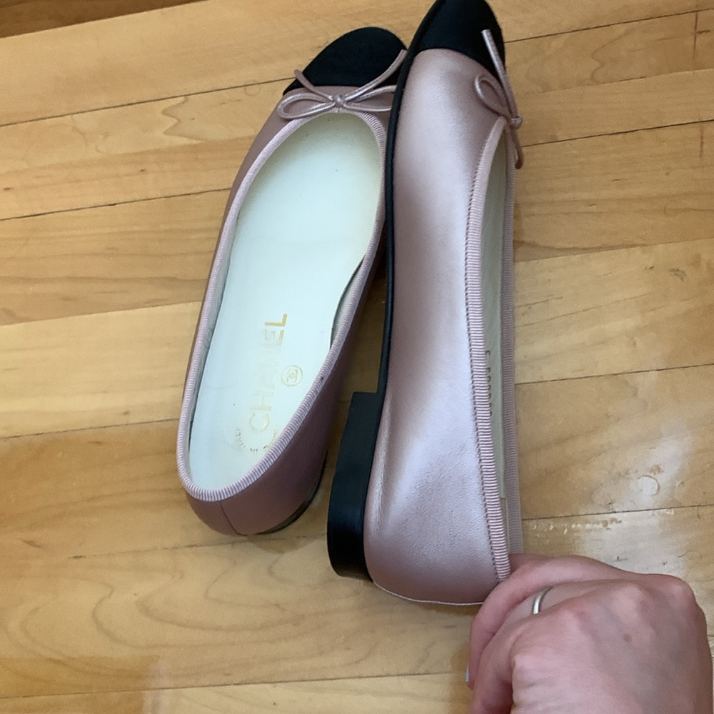 COPY - CHANEL LIGHT PINK SIZE 37 LEATHER BALLET FLATS - Picture 7 of 14